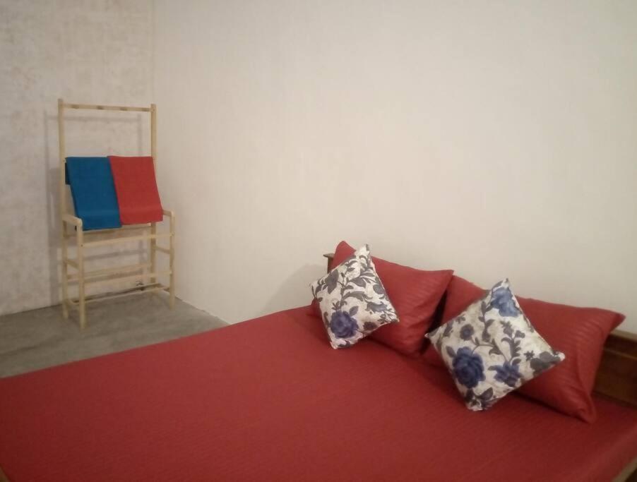 450-33 First Floor Apartment Коломбо Екстериор снимка